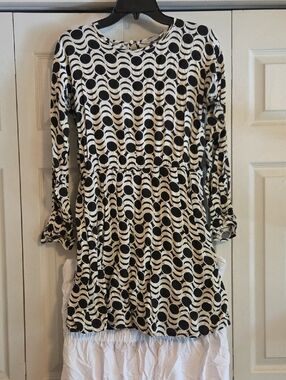 Black & White Geometric Long-Sleeve Women's Dress With Pockets